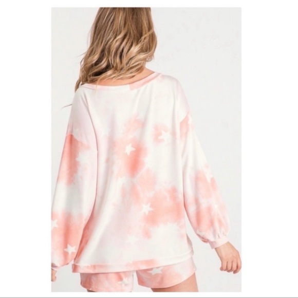 🩷 New Pink And White Star Print Tie Dye French Terry Long Sleeve Tpo🩷 - Picture 8 of 9